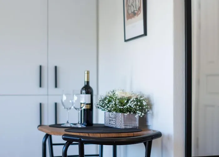 Mad-x 72 아파트 칼라마타